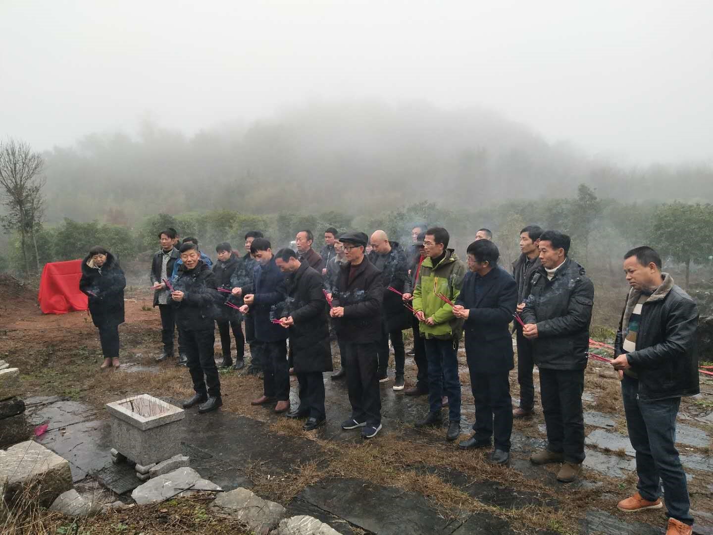 婺源吴氏为吴芮墓立"保护碑"